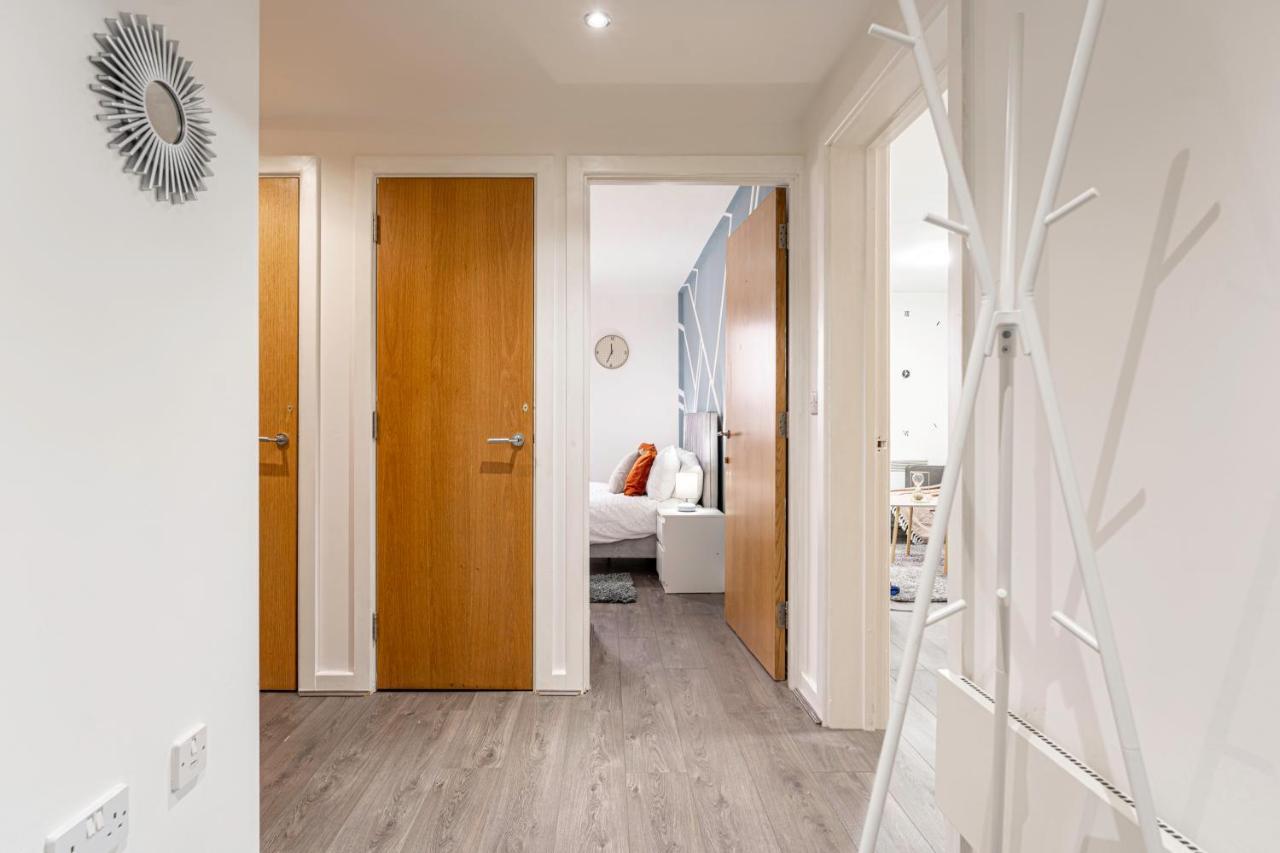 Jkg Property Solutions Presents Cosy City Apartment Coventry Esterno foto