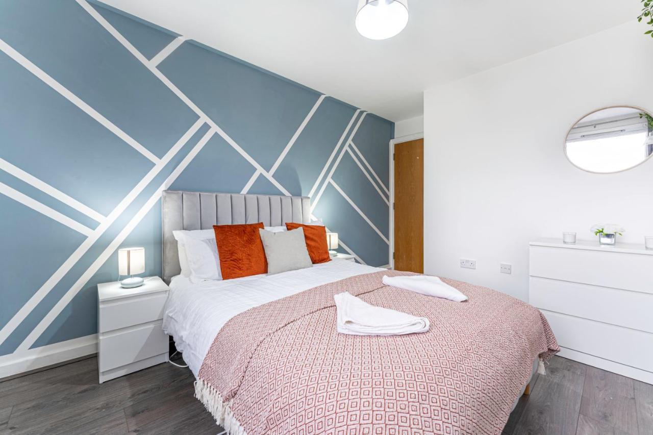 Jkg Property Solutions Presents Cosy City Apartment Coventry Esterno foto