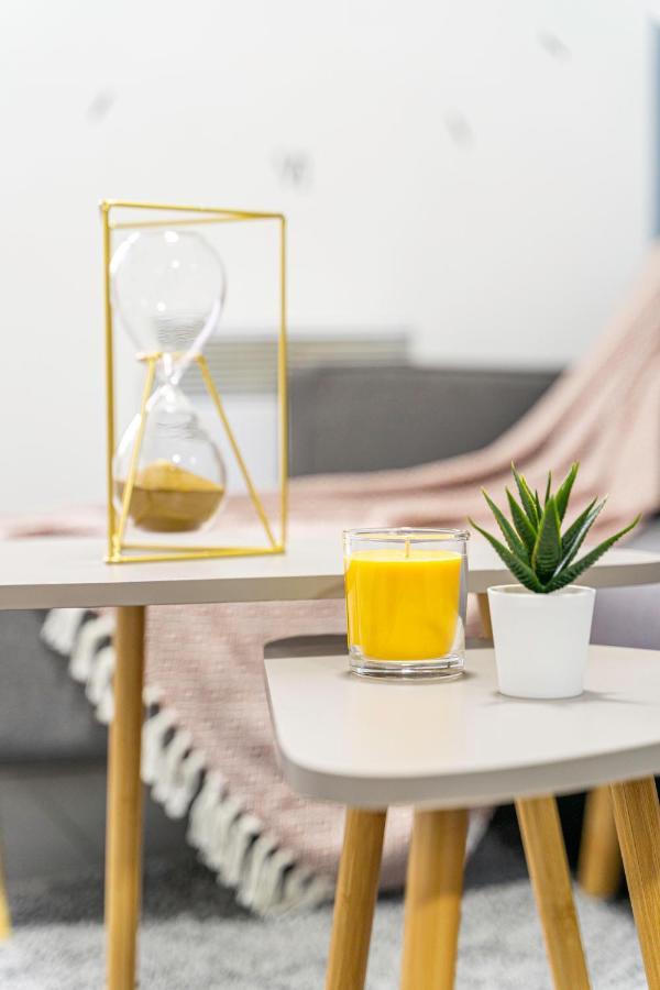 Jkg Property Solutions Presents Cosy City Apartment Coventry Esterno foto