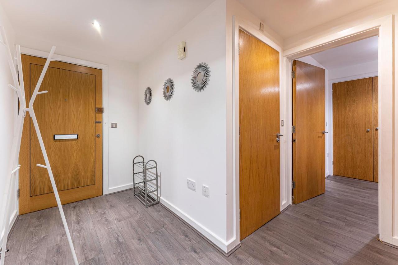 Jkg Property Solutions Presents Cosy City Apartment Coventry Esterno foto